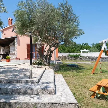 Holiday home House 1993 Rakalj