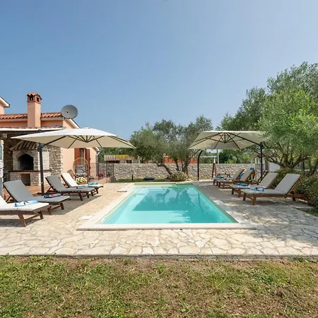 House 1993 Holiday home *